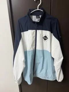Mサイズ】ARCH ウィンドブレーカー ライトブルー 美品 - メルカリ