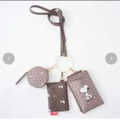 新品 3連マルチショルダーバック 70周年 スヌーピー ベージュ SNOOPY