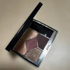 DIOR サンククルールクチュール　アイシャドウ　689