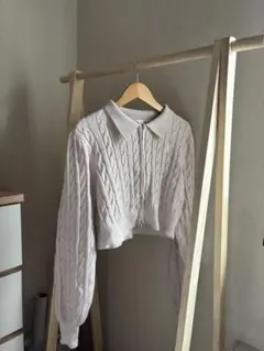 NICE CLAUP ロゴ刺繍ケーブルニット　アイボリー