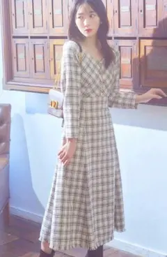 バックレースアップチェックツイードワンピース　アイボリー
