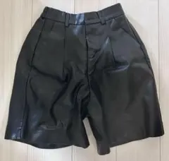 【試着のみ】フェイクレザー ショートパンツ ブラック ゴムウエスト