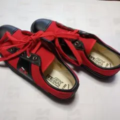 MYEX レッド ブラック スニーカー 22.5E