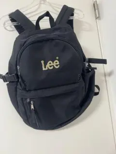 【値下中】Leeリュック　ブラック×ゴールドのサムネイル