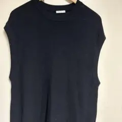 GU ブラック ノースリーブ ベスト Mサイズ