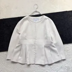 ティアラ/9/生成り/ノーカラージャケット/タック入り/ペプラムデザイン/春秋のサムネイル