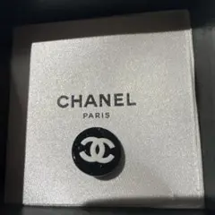 CHANEL ブラック CCロゴキルティングボタン