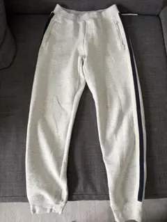 UNIQLO グレー ロングパンツ 150