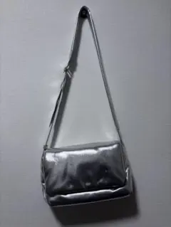 シルバー ショルダーバッグ 合成皮革