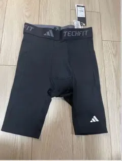 新品未使用 adidas テックフィット ワークアウト ショートレギンス L