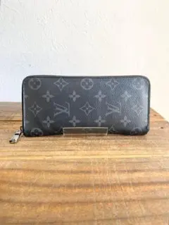 ルイヴィトン モノグラム エクリプス ジッピーウォレット ヴェルティカル 財布