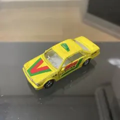 トミカ 日産 セドリック タクシー