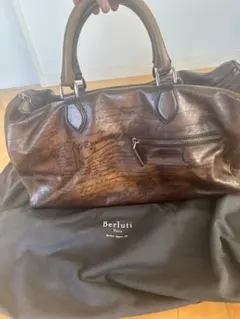 Berluti ベルルッティ カリグラフィ レザー トートバッグのサムネイル
