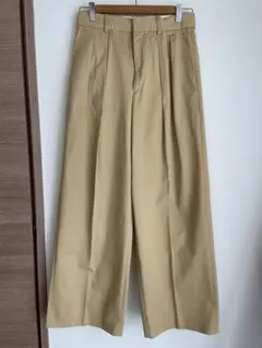 ベージュ ワイドパンツ コットンプリーツ