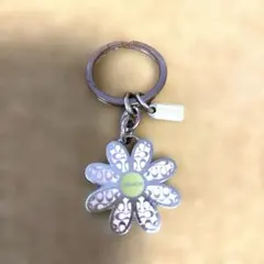 COACH フラワーモチーフ キーホルダー