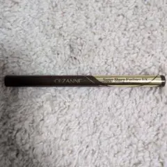 CEZANNE 極細アイライナーEX ブラウン