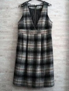 Item thumbnail for item fbe986de-a5c1-4cc8-866d-73ce3f08fd21