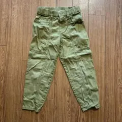 h&m カーキパンツ 116cm