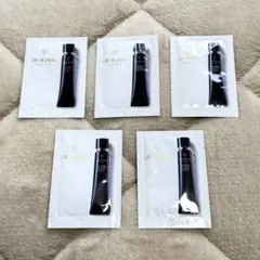 クレ・ド・ポーボーテ ヴォワールコレクチュールn 5包