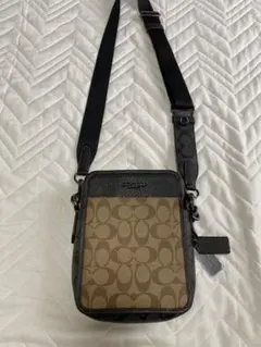 (美品)コーチ シグネチャー柄ショルダーバッグ