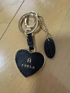 Item thumbnail for item 82aad8a0-ff60-408a-bae9-40fe8c8ea12c