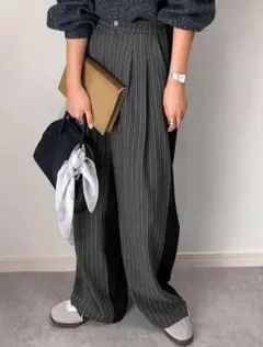 SHEIN 前ストライプ ワイドパンツ