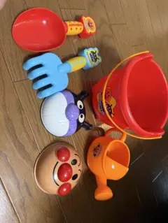 アンパンマン 砂遊びセット バケツ じょうろ シャベル - メルカリ