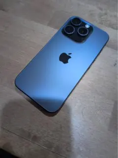 Apple iPhone 15 Pro 本体256G【液晶割】バッテリー9割弱‼️ Apple iPhone 15 Pro 本体256G バッテリー9割‼️ - メルカリ