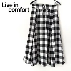 【美品】Live in comfort チェックAライン　ロングスカート フレアのサムネイル