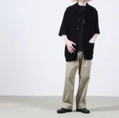 COMOLI コモリ KHAKI チノパンツ B01-03021 サイズ：3のサムネイル