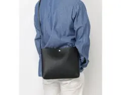 GLOBAL WORK ブラックショルダーバッグのサムネイル