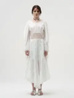 FUMIE=TANAKA SQUAER LACE OPのサムネイル