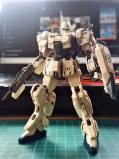 MG RX-79[G] ガンダムEz8 ウェザリング　完成品　ケース付き MG RX-79[G] ガンダムEz8 ウェザリング 完成品 ケース付き - メルカリ