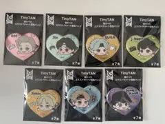 BTS TinyTan 寝そべりエクストラハート型缶バッジ 7個セット