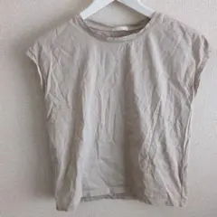 GU アイボリー ノースリーブ Tシャツ Sサイズ