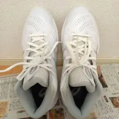 ASICS バスケットボールシューズ ホワイト　ゲルフープ V16 25.5cm