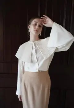 Acka drape puff sleeve tops ivory - メルカリ