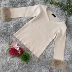 ✨JUSGLITTY✨サイズ2(M) アイボリー Vネック セーター