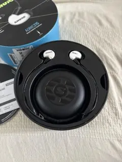 SHURE SE215 有線イヤホン マイク付き ホワイト　AONIC215のサムネイル