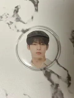 ミンギュ MINGYU セブチカフェ SEVENTEEN CAFE 缶バッジ