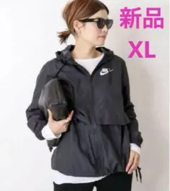 ★新品★ NIKE ナイキ　ナイロンジャケット