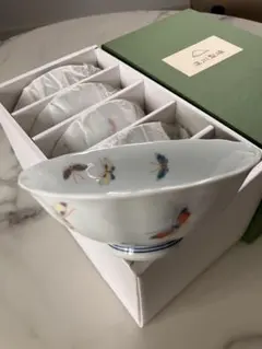 専用出品　深川製磁　レトロ　蝶々　お茶碗　5客　新品
