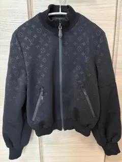 Louis Vuitton ジップアップジャケットブラックエンボスモノグラムのサムネイル