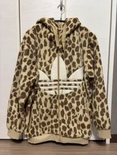 ロデオクラウンズ アディダスコラボパーカー