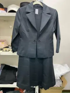 ブラックフォーマル　11号　冠婚葬祭　7部丈ワンピーススーツ