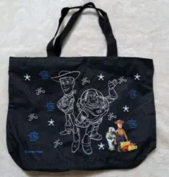 【美品】トイストーリー トートバッグ ウッディ バズ 大容量 ファスナー付 黒