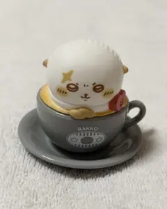 ちいかわ ラッコ キャラテアートケース ラッコラテ マスコット フィギア