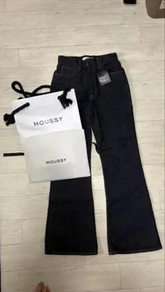 MOUSSY ダークデニム ブーツカット 1