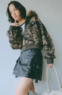 ファー2WAYZIPパーカー Lovetoxic 160のサムネイル