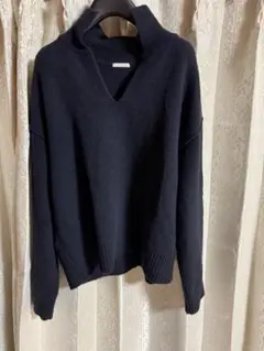 ネイビー Vネック 長袖ニットセーター